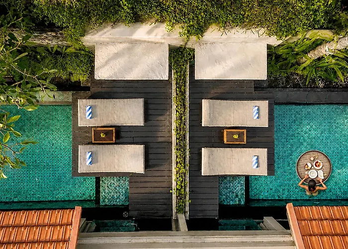 Del Cielo Villa